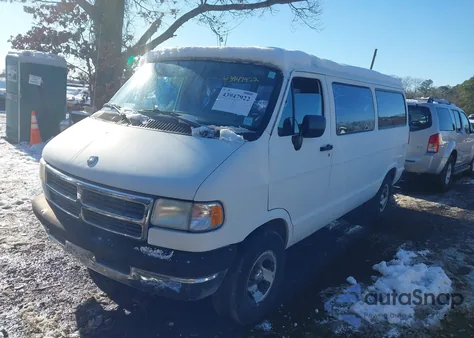 1996 Dodge Ram Wagon B2500 из США, поврежденный, VIN 2B4HB25Y9TK176164